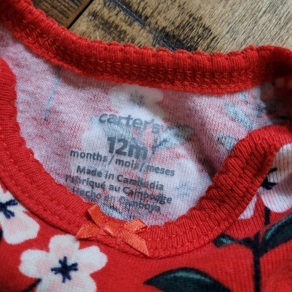 2 Baby girl outfits 12 month, Carters and Ellen DeGeneres - Picture 7 of 8